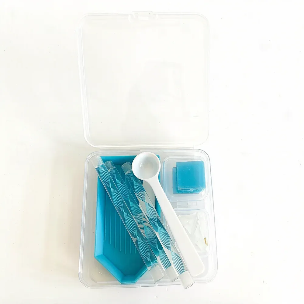 Diamantmalerei Werkzeugset mit Aufbewahrungsbox und MultiPlacer